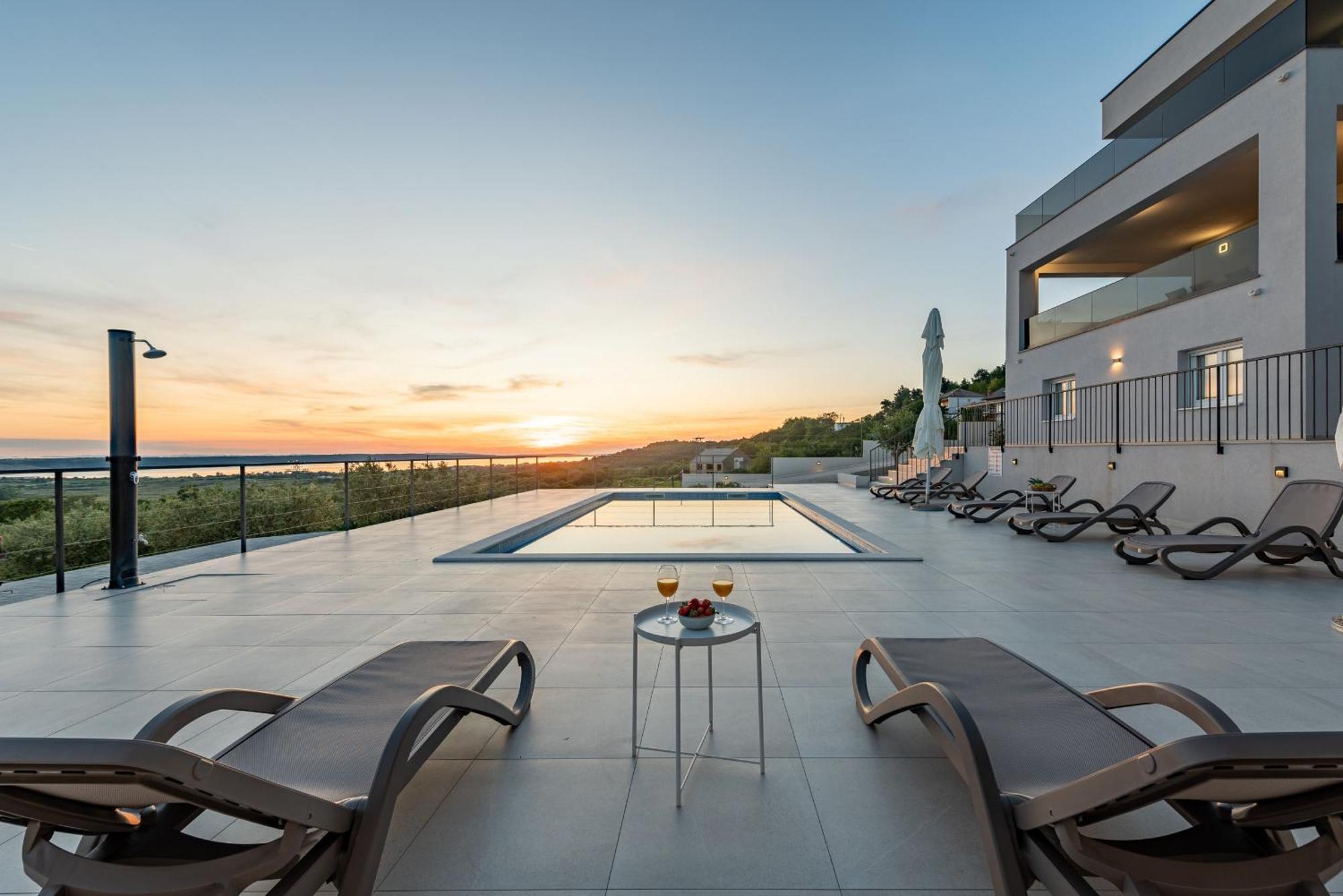 Villa Suton Zadarvillas Podvrsje Kültér fotó
