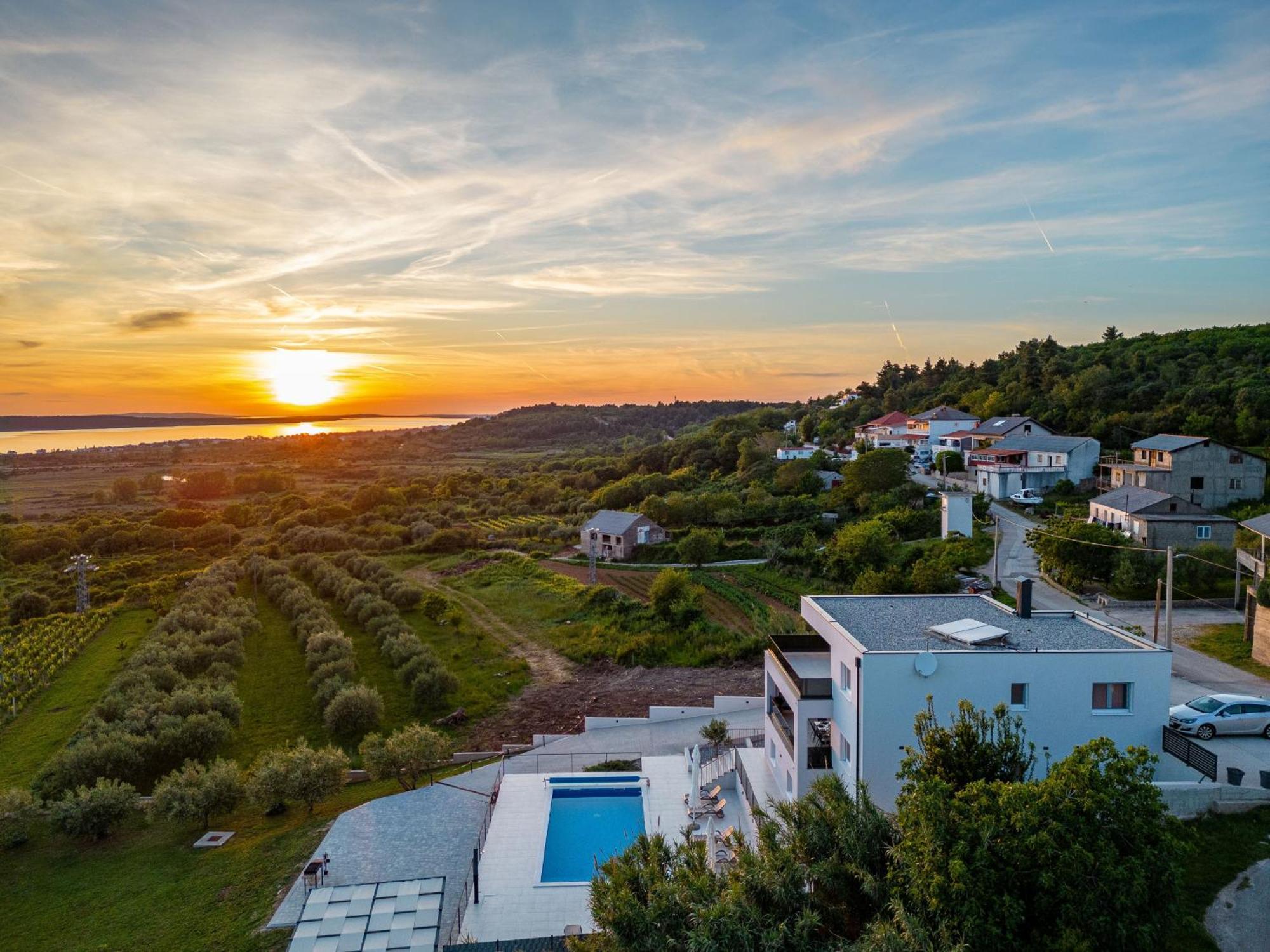 Villa Suton Zadarvillas Podvrsje Kültér fotó
